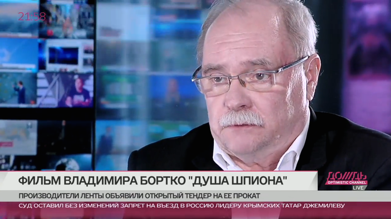 B9qnFpjIgAAJPgb.png:large