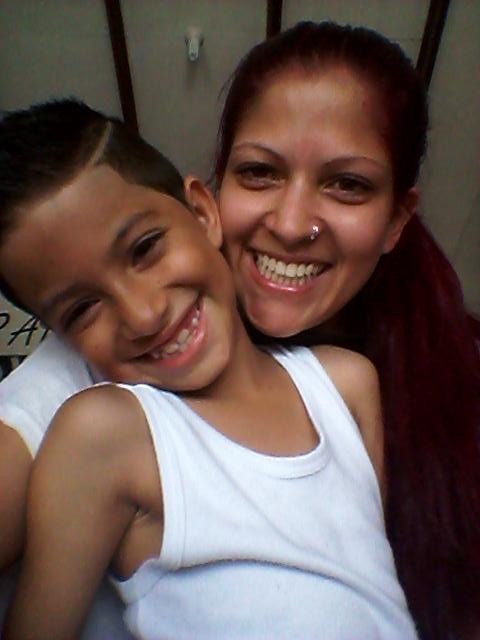 FrancinyBS's tweet photo. #nephew #familygathering #MomentsOfLove http://t.co/w2bLwNWH4g
