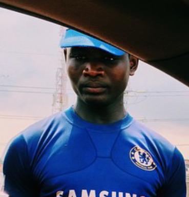 chuuzus's tweet photo. My mum: mallam how much 1 basket of tomatoes 
Mallam: N1000
My mum: ah ah N300 last price.
Mallam: http://t.co/ipmU1nk0pN