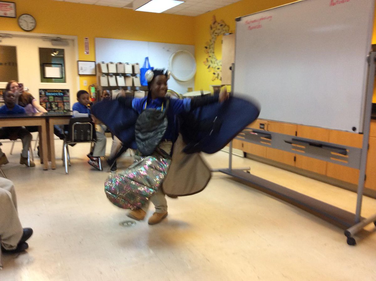mortonmath403's tweet photo. @NatureMuseum - Our student was transformed into a butterfly!!! Museum Magic!!!! http://t.co/FzI40s6BbH