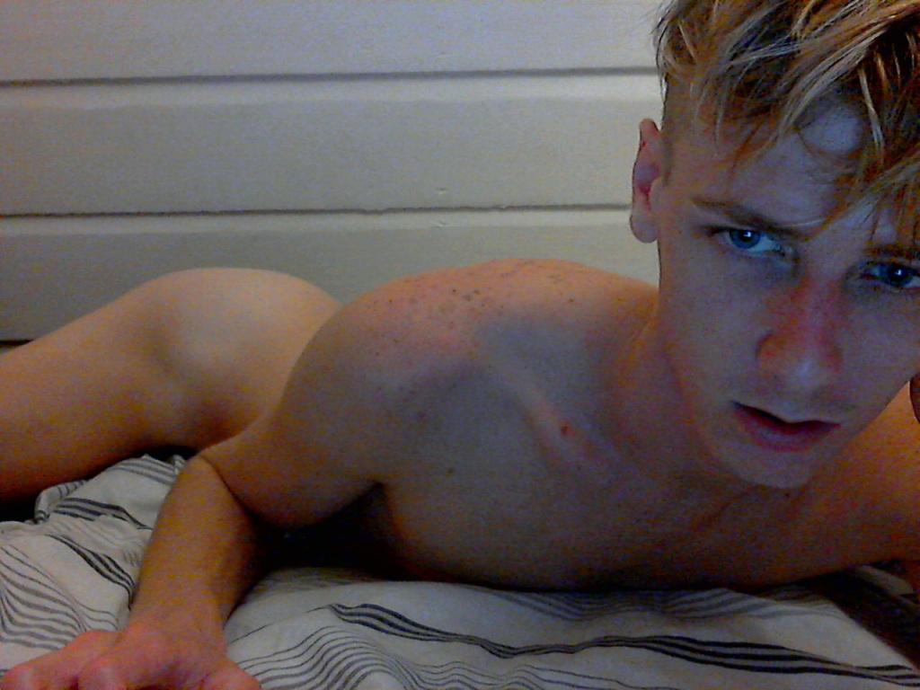 BoyBurst's tweet photo. New On BoyBurst! - yourassisminebitch http://t.co/wNtBmr8KXj #Teamgay #BBBH #Twinks http://t.co/N19PJjXofl