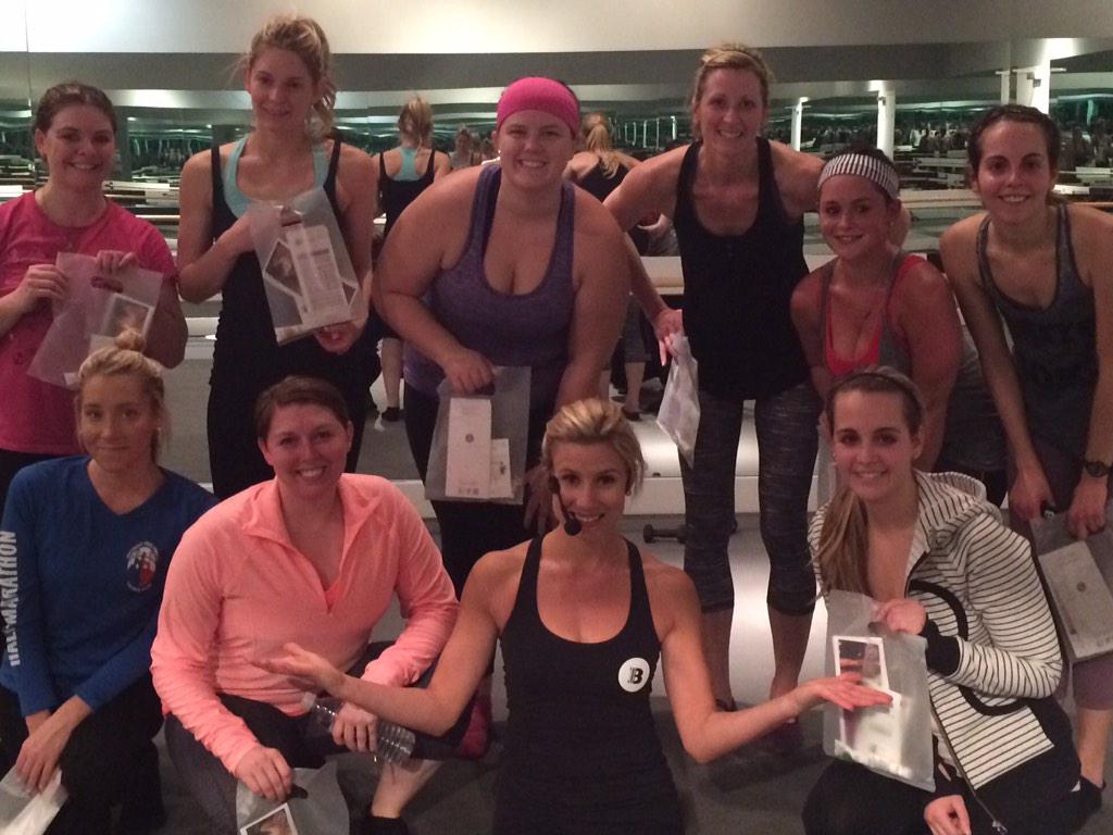 Karizat25's tweet image. #thebarrecode