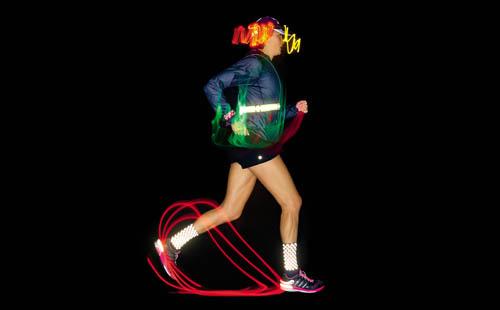 runnersworld's tweet image. How to increase your visibility when running in the dark: bit.ly/1DLf5Ki