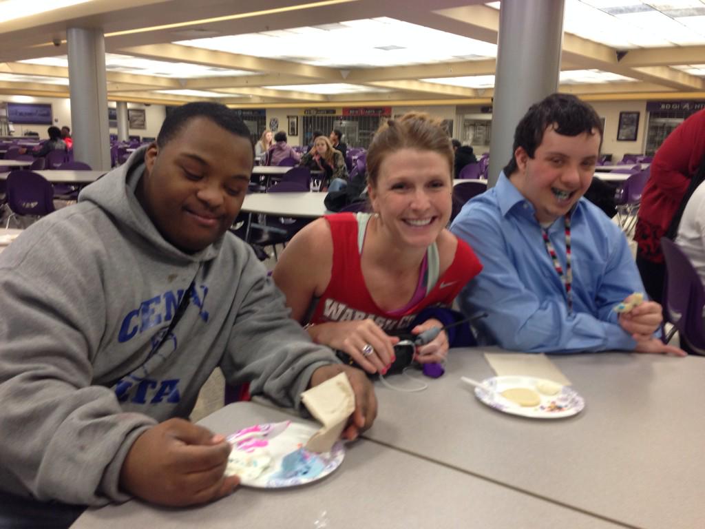 missliz31's tweet photo. Best Buddies Valentine Party!  #BDStyle #BDRocks 💜💜 http://t.co/WLtrC8jayI