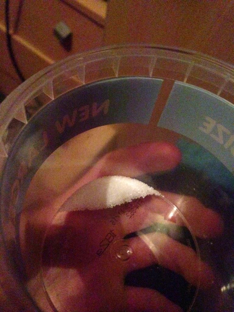 MemphisDabae's tweet image. 10 rts I'll snort it