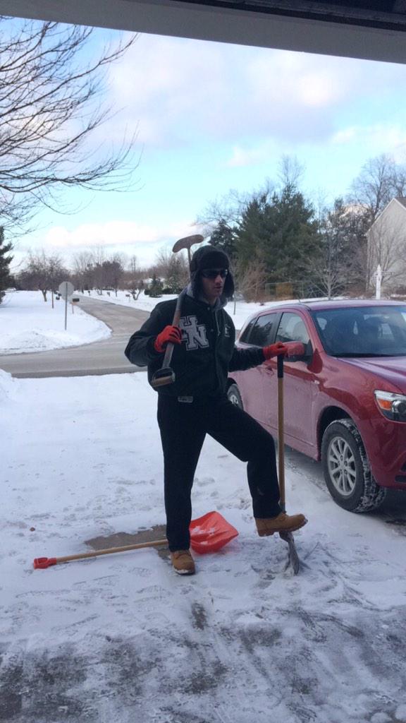 grace_swartz's tweet photo. dean's skills change with the seasons #poolboy #icechipper http://t.co/yQ0X05oS6e