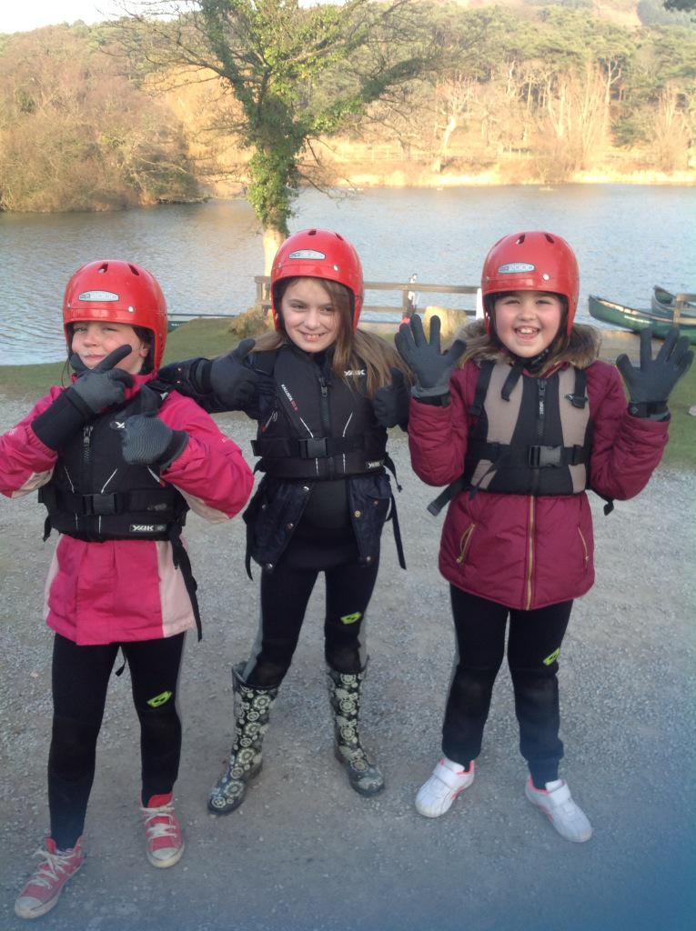 CwmneddPrimary1's tweet photo. The posers of the group are all kitted out #margam2015 http://t.co/CT4kiUjf5L