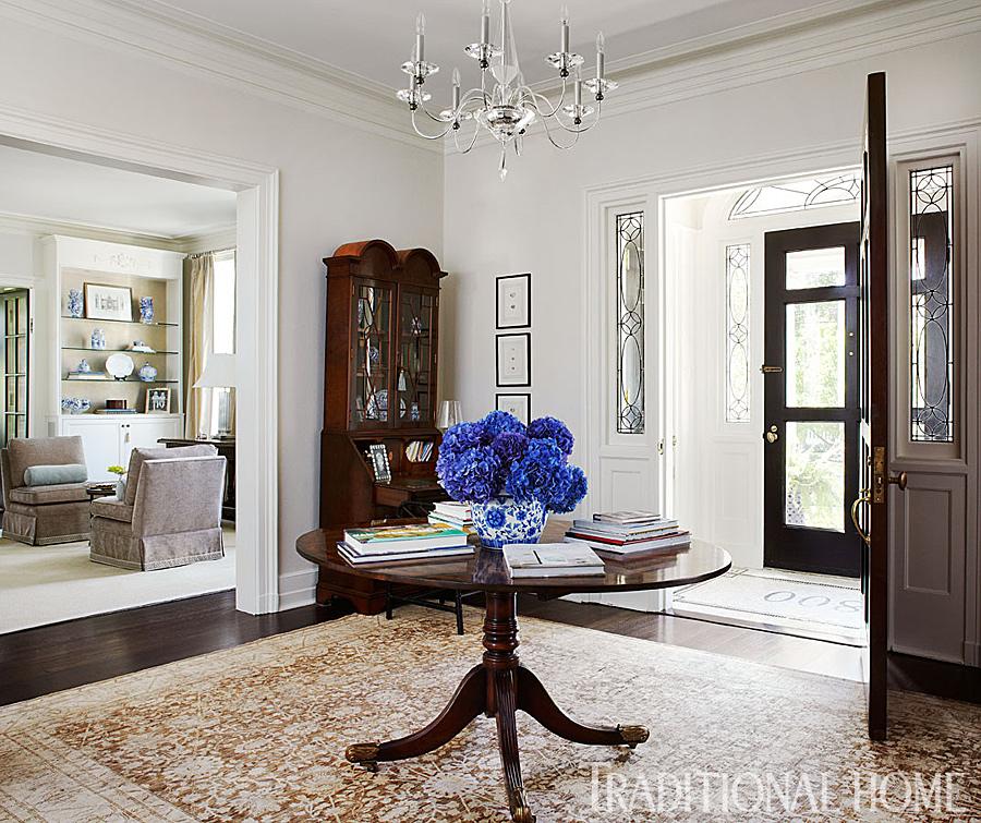 Traditional Home V Twitter Pinoftheday A Round Table And