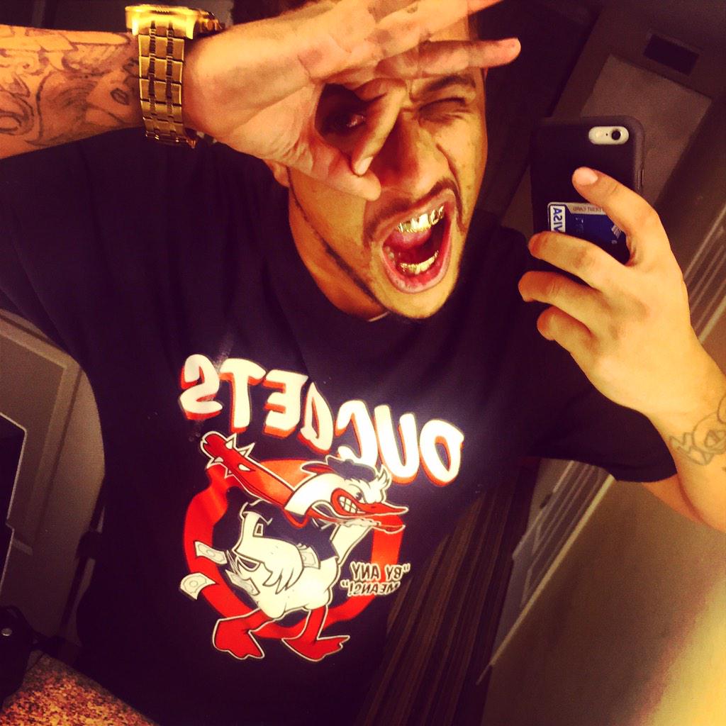 Alleybates's tweet photo. Ducqets ya bissssh!! #DarrellDucqets #DFDB #Ducqets http://t.co/sv4uXAsyPa