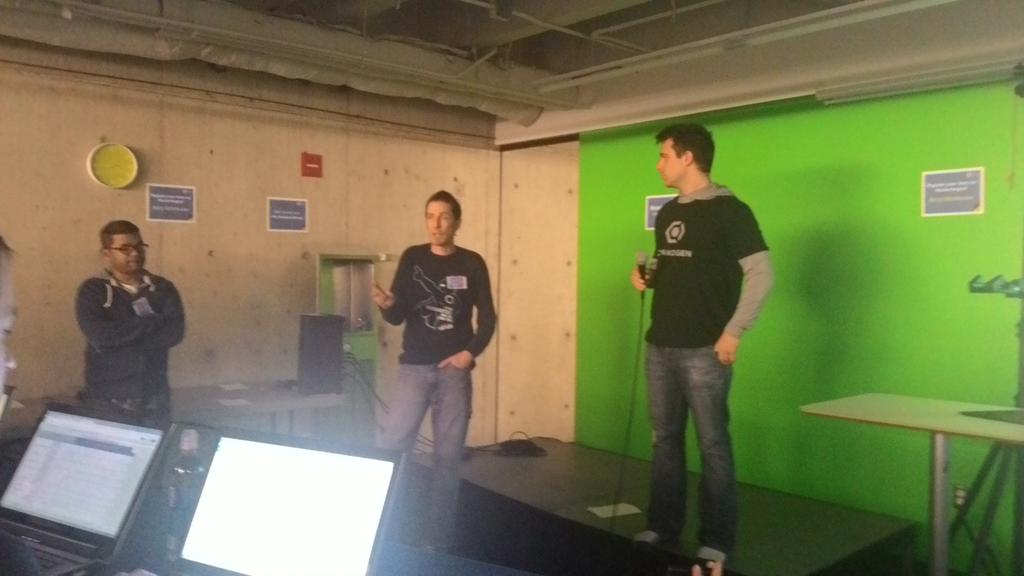 Embedded image permalink