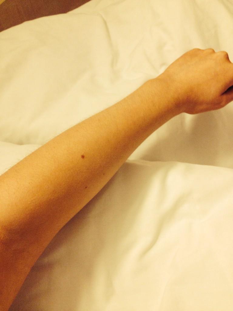 SteedKatherine's tweet photo. @OhHallNo aaahhh my classic English Rose complexion... http://t.co/Wh5qDL6N0e