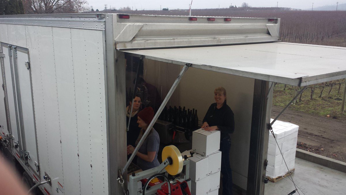 Great day of bottling at <a href="/vinPerdu/">vinperdu</a> with <a href="/lilmissmeooow/">catherine vinPerdu</a> #greatwinegreatpeople #goodtimes #itwentsmooth