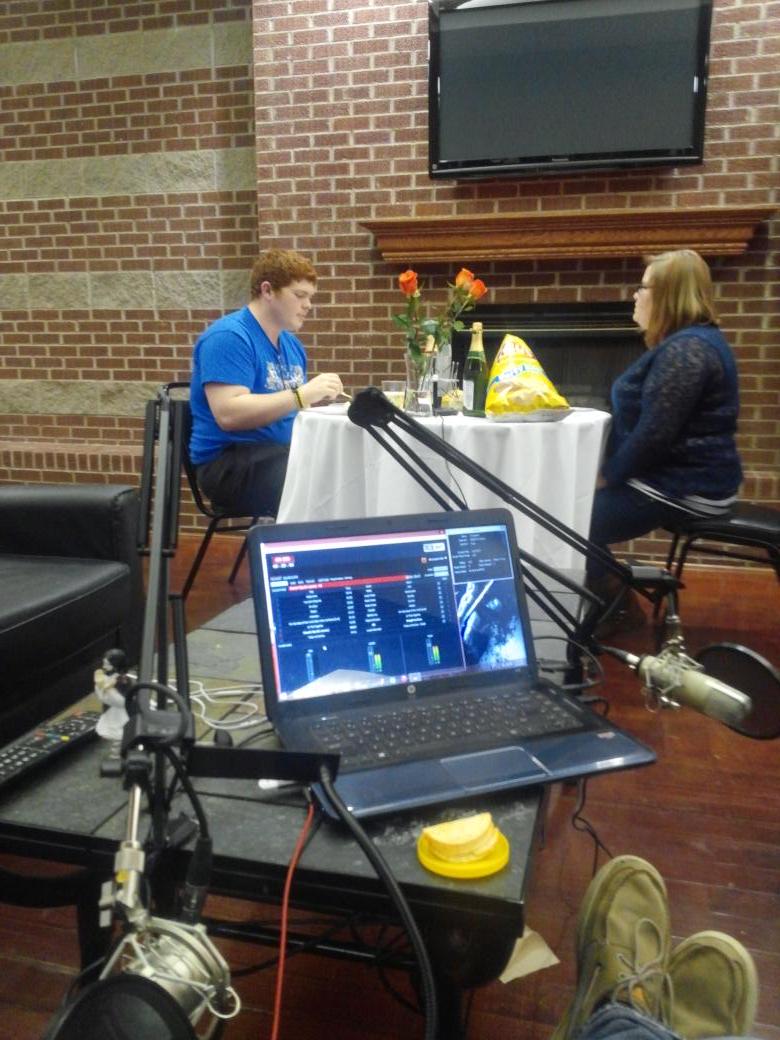 TheTowerTimes's tweet photo. Live blind date right now!! Listen in at live365 and search mustang radio! http://t.co/LPxJEA8yWZ