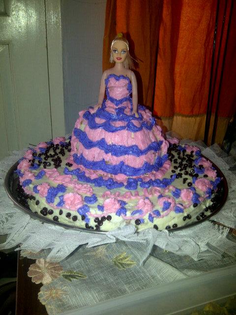 meitarambitan's tweet photo. Birthday_cake_Calista#homemadecake#byme#lovecookingverymuch# http://t.co/vCkX66ZlpN