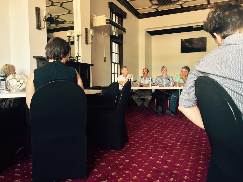 SophieMalcs's tweet photo. Aus Advocacy & Politics Summer School in Mildura today w @ArronWood, Ken Wright, Jim Belbin, Frank Dimasi #AAPSS http://t.co/2mJNIQJIHQ