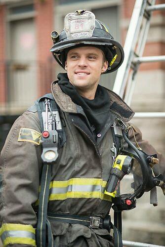  Happy birthday!!! 
PD: volvé con Dawson 