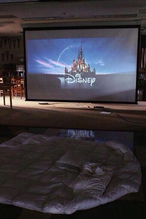 StumblerVideos's tweet image. This would be a chill date