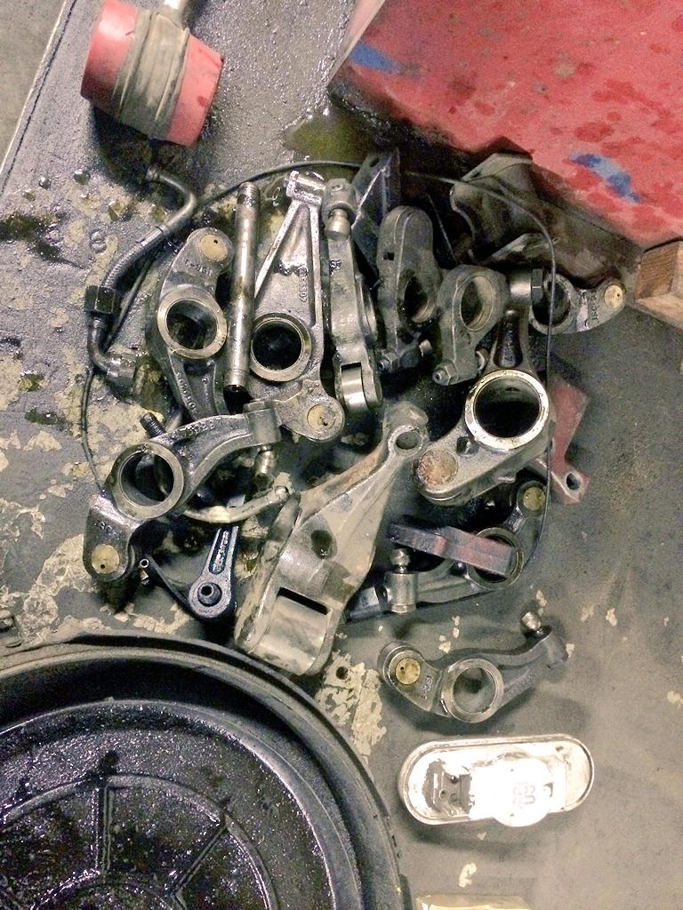 CarlinJon's tweet image. I&apos;m messing around with a bunch of things at the shop #HelpingHand #iTool #Makingdopeart