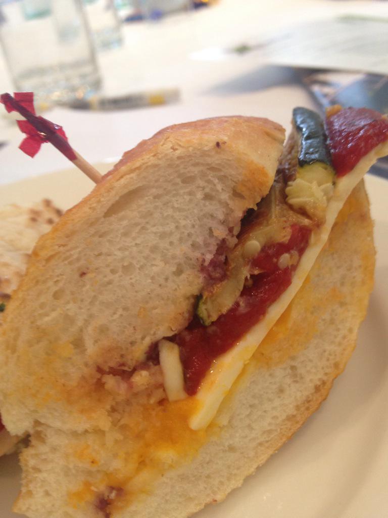 abbyking85's tweet photo. Lunch at #Netfest2015... Always a favourite part of the day! Trying out the lessons I've learnt from @Inspireevery1 http://t.co/pj1jcfuPs5