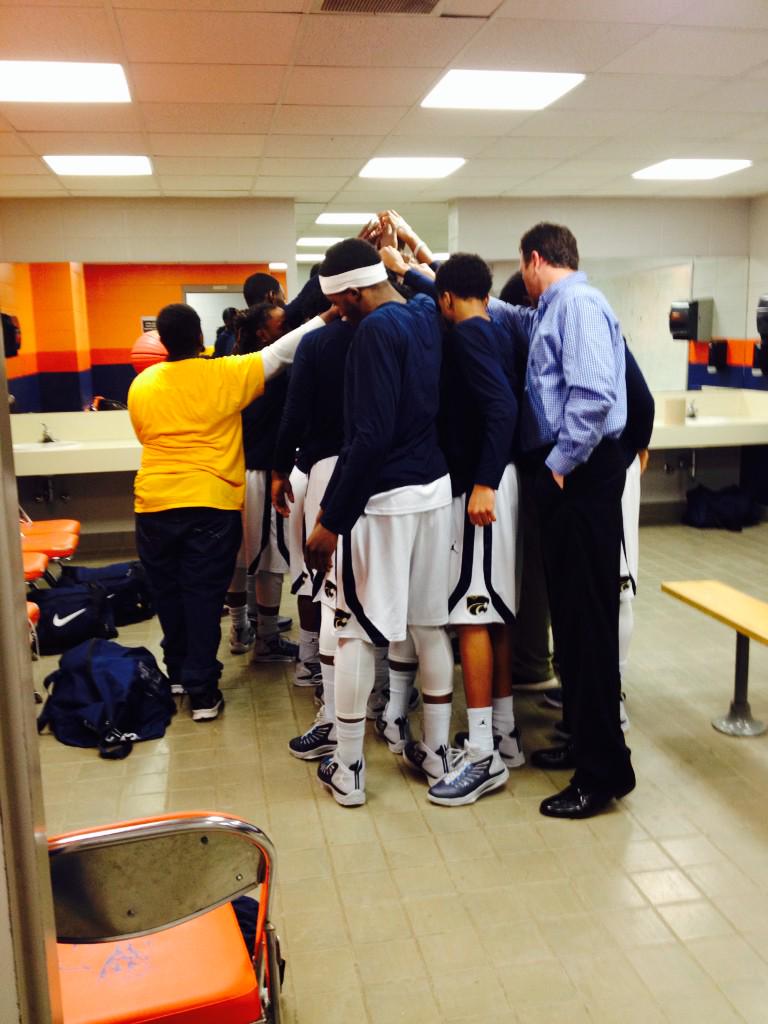holly_berry's tweet photo. So proud of these boys and what they accomplished this season!!! http://t.co/3EMBT88Ex7