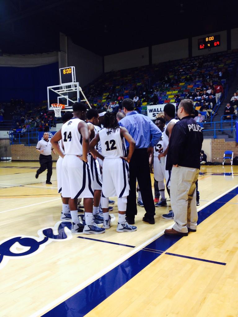 holly_berry's tweet photo. So proud of these boys and what they accomplished this season!!! http://t.co/3EMBT88Ex7