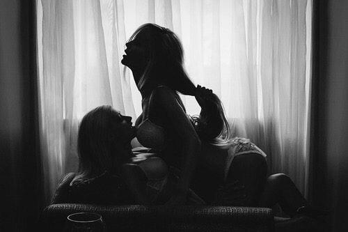 💋