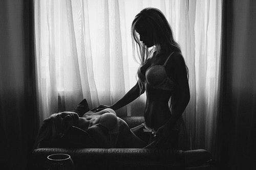 GIRLSONGIRLSGIF's tweet photo. 💋 http://t.co/o2wDDEB10P