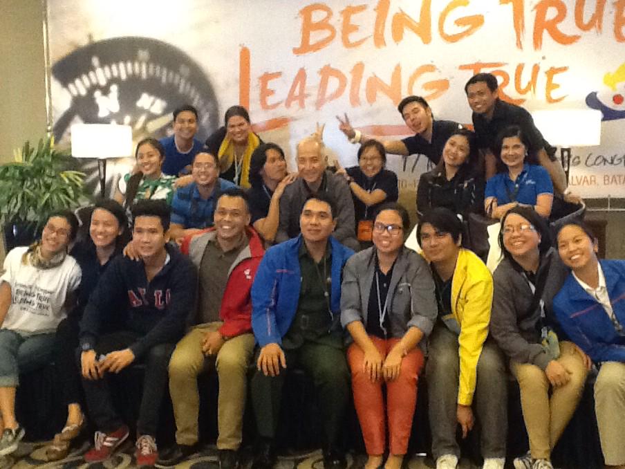 AYLeaders_'s tweet photo. Alumni drop by #17thAYLC! http://t.co/FgC6FBcIR0