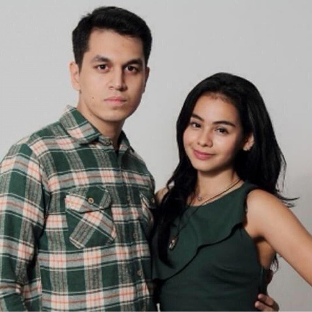 RT"<a href="/feliciadewi94/">Felicia D.S</a>: Langgeng ya buat kalian berdua "<a href="/kvinjulio/">Kevin Julio</a>: <a href="/GADISmagz/">Beam</a> <a href="/sahilata/">sahila hisyam</a>  #Gadis05 #magazine :) ”@RCP45Mf"