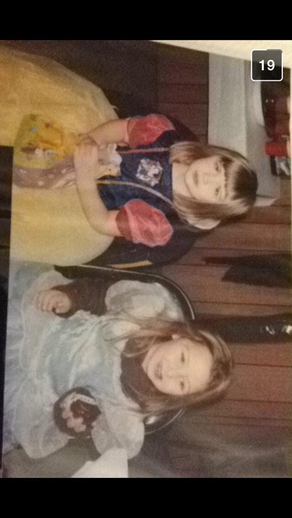 beautyhawk88's tweet image. #TBT 👑👑👑 #WeAreGettingOld