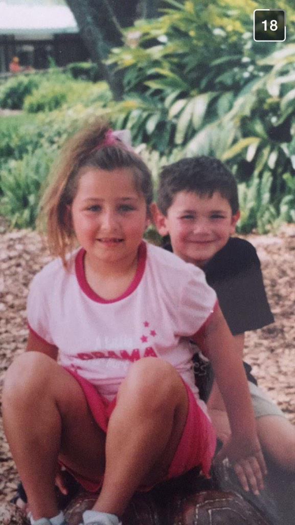 beautyhawk88's tweet image. #TBT 👑👑👑 #WeAreGettingOld