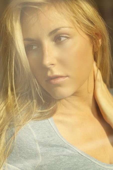 GetOneEleven's tweet photo. Fashion #model approved #ValentinesDay dates that won't break the bank: http://t.co/wcA33tOM2A #DateDecisions #budget http://t.co/IAxIDbhZys