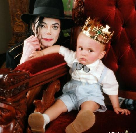 Happy Birthday Prince Jackson. I Miss your daddy   I Hope You have a nice day. 