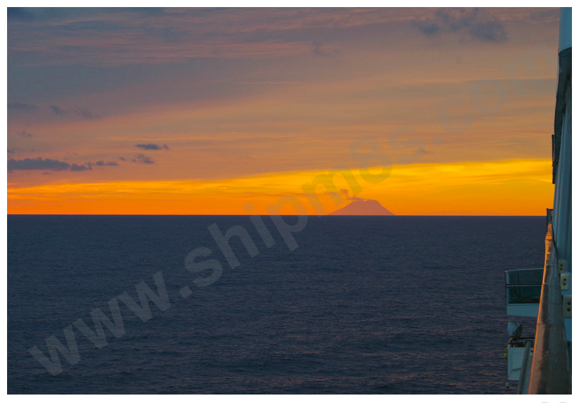 Shipm8s's tweet photo. #Cruise and #travel photography that will make you sigh... http://t.co/qChmKGRcNE  Impressions for the wandering mind http://t.co/cY2DZLcEIg