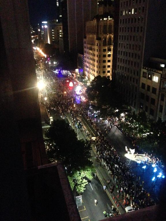 2kwBar's tweet photo. #fringefestival #fringeadelaide awesome from up here. #whatanight http://t.co/Boq5sifmDe