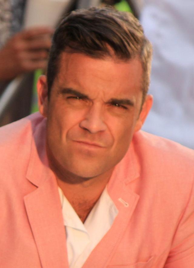 Happy 41st birthday, Robbie Williams, awesome English singer and entertainer  \"Angels\" live 