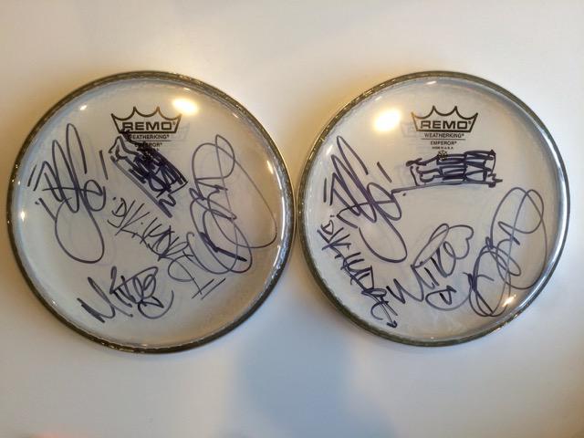 フォロー＆RTで応募】来日間近！INCUBUSのメンバー全員のサイン入り