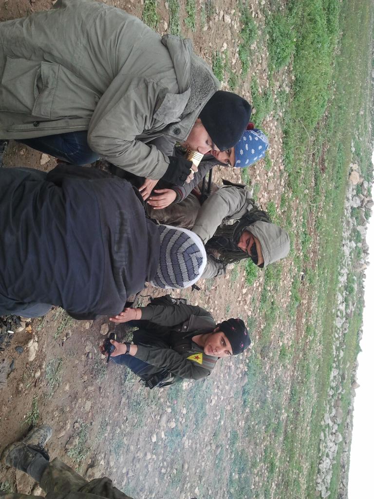 SerdarMahmud's tweet photo. كوباني الان في جبهة الجنوبية 
بعدستي http://t.co/iSUpjS0l6S