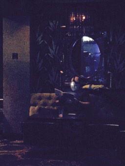 Callum_McG_'s tweet photo. “@kirstie_watson: Reading in a club #legend!! @alexmihalache @LADBible http://t.co/fv92hJplrl”