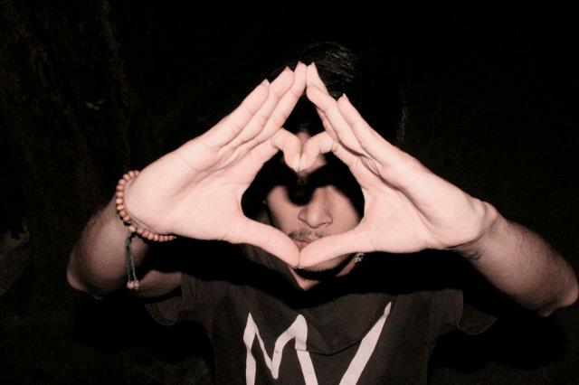 13 februari 1993 | Galuh Rambu Praha