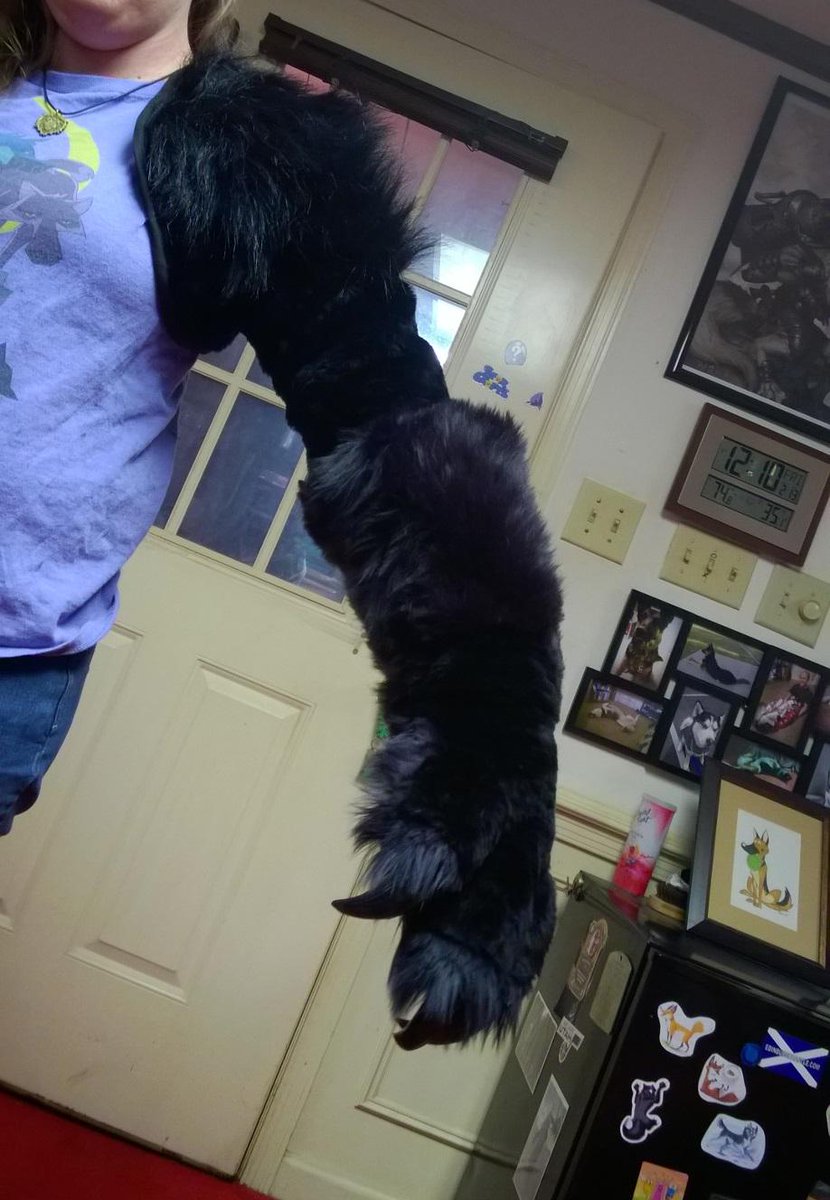 Kazulcosplay's tweet photo. Still have some details left on arm 2, I think Ive done alright at capturing the proportions I wanted! #werewolfbuild http://t.co/ykcbYwDFgX