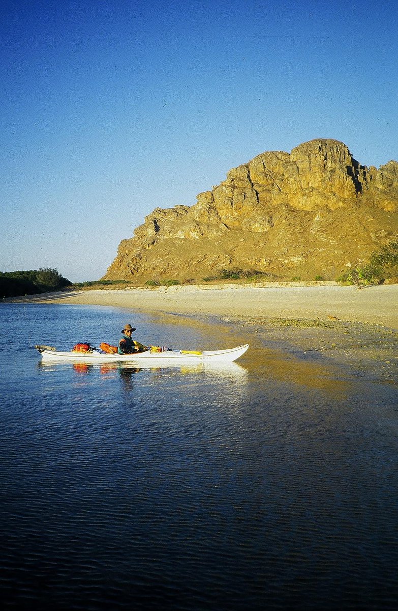 suzanmuir's tweet photo. Like all the #islands we #camped on in the #tropical north of Oz we had this one to ourselves. Pure.Simple.Magic. http://t.co/GVIPMy2S0K