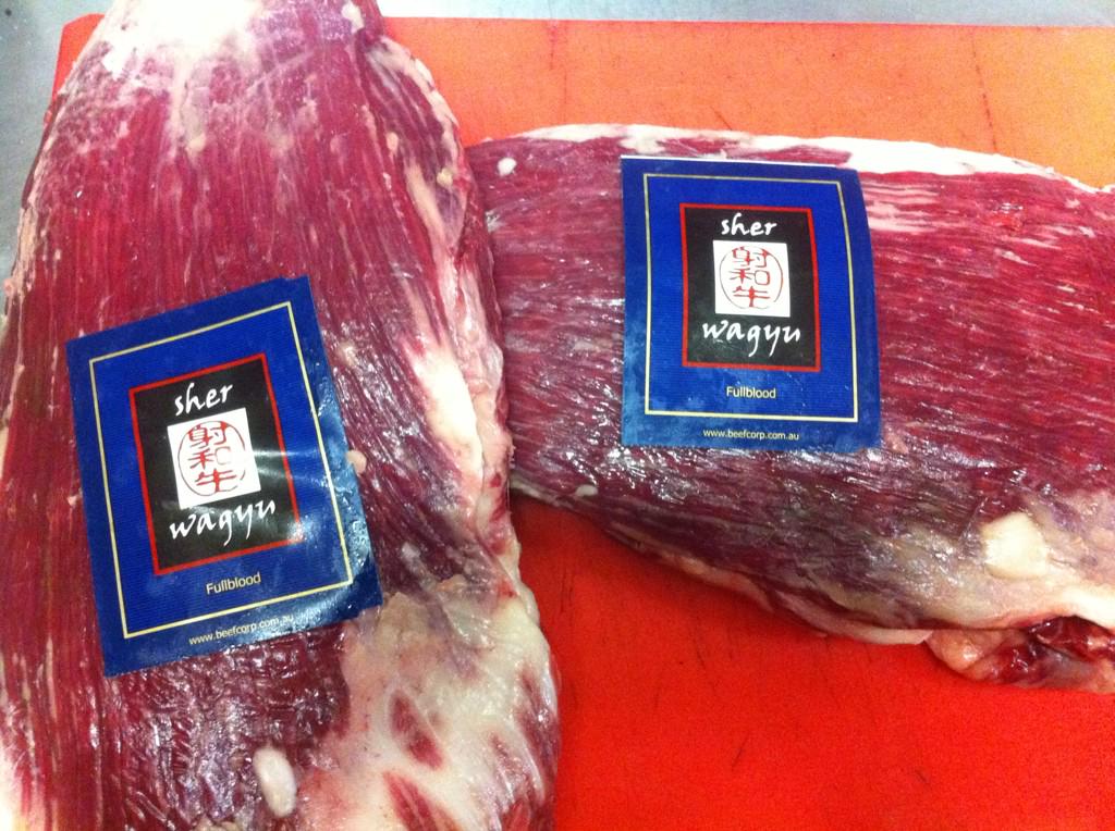 joshchefrudd's tweet photo. Full blood @SherWagyu ms9+ bavette tonight at @Wayside__Inn #bestinshow #woodfire #fullbloodwagyu http://t.co/TXDYRtXWIz