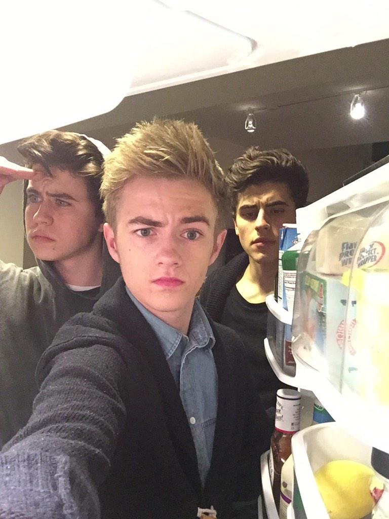 Nashgrier's tweet photo. hmm... What does the fridge hold? http://t.co/3LGgRjJKDQ