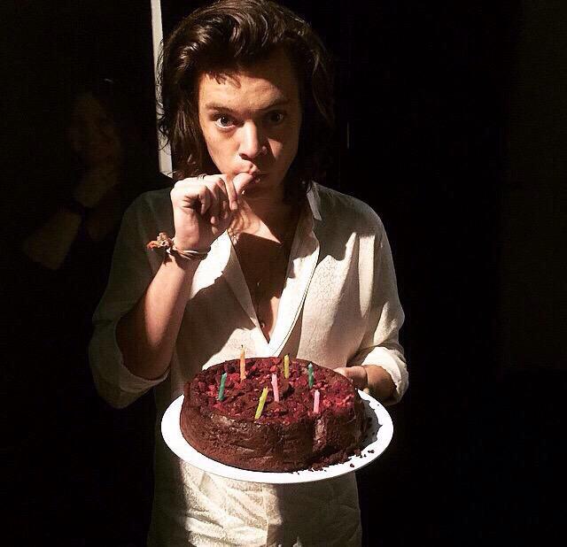 timezofharry's tweet image. #IsraelIsStillWaitingFor1D חיים שלי