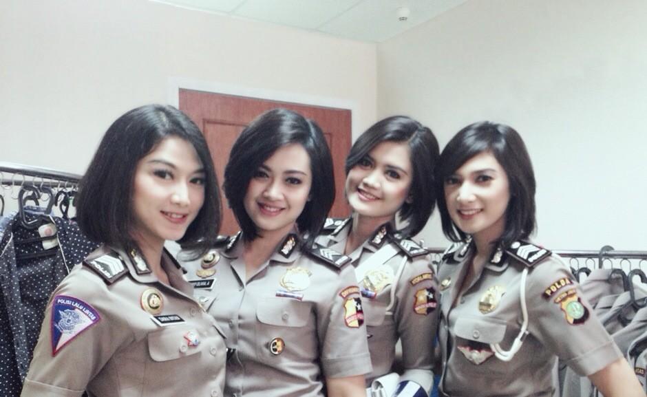 PolwanTime's tweet photo. #PolwanTime | http://t.co/2ywh20lsmm