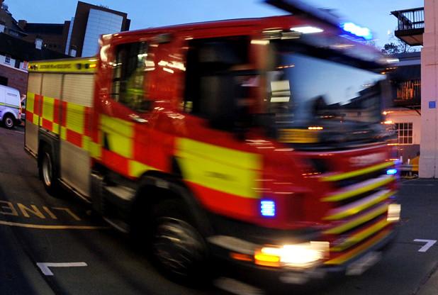 leicslive's tweet image. Driver taken to hospital after being cut free from wreckage of car on M6 ow.ly/IZhIx