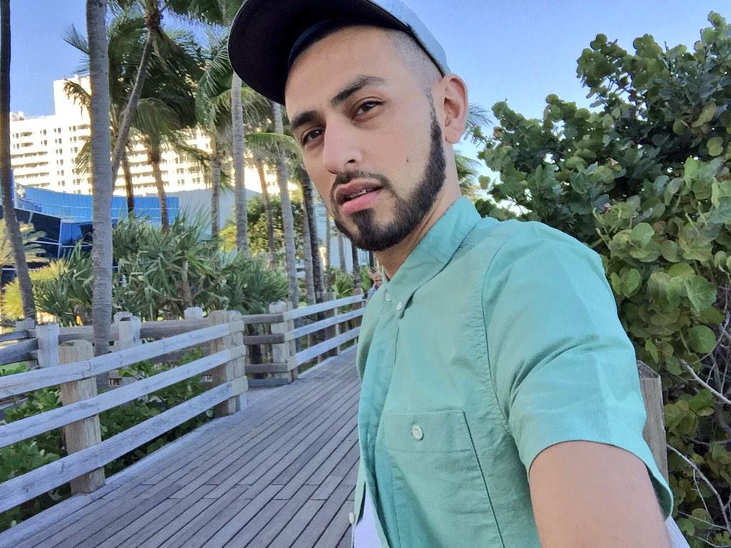 NiggaSnatchNhoe's tweet photo. Miami http://t.co/pRazO7AYnO