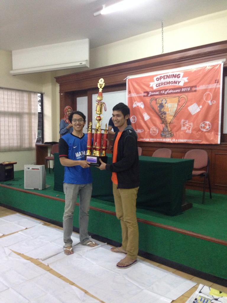 MATH CUP 2015 tweet media