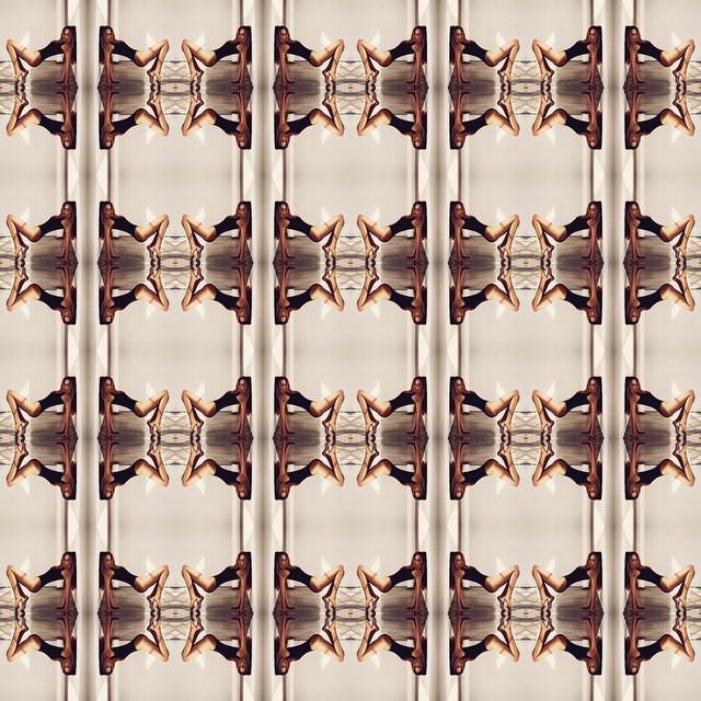 patternisland's tweet photo. Original pic of @natashagalkina (hope you don’t mind) #everythingmakespatterns #natashagalkina http://t.co/yDyblubfHN http://t.co/047zGft7dk